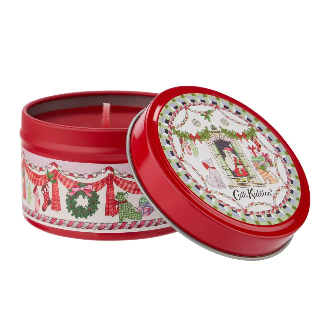 A Doll's House Festive Tin Candle 100g (red Berry & Cedar) - Bosworths 